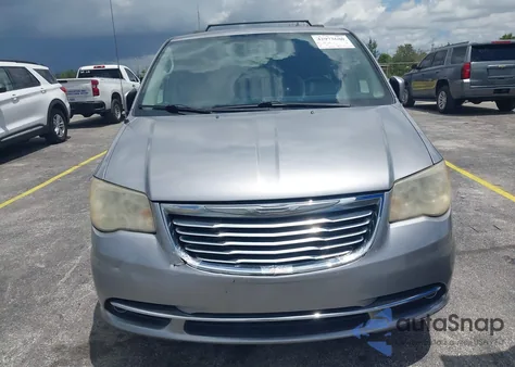 2014 Chrysler Town & Country Touring from USA, damaged, VIN 2C4RC1BG2ER326572